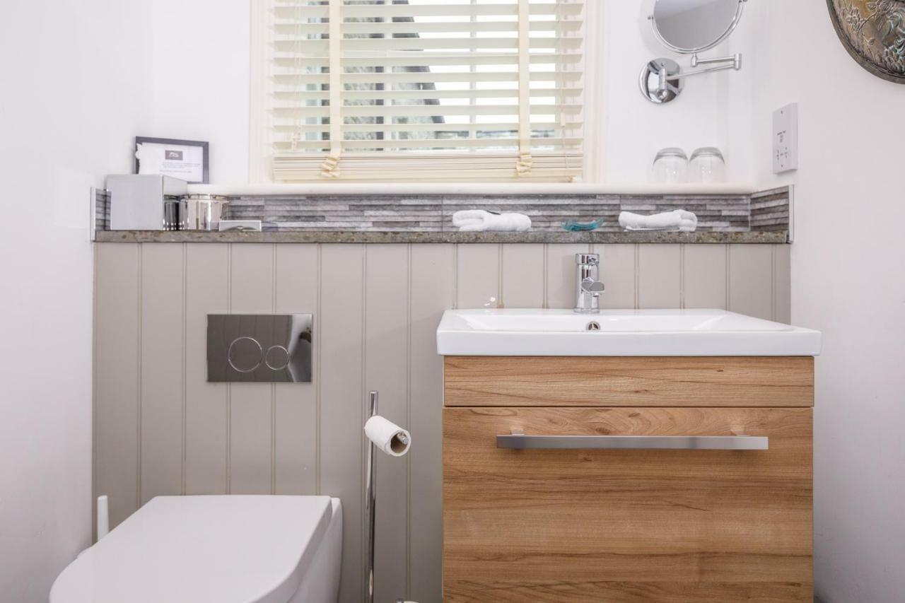 Bed and Breakfast Trewornan Manor Wadebridge Esterno foto